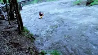 Dagger Axiom:  Whitewater Free Running Kayak