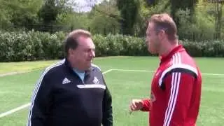 Swans TV - Kev Johns trains with Trunds