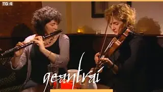 Josephine Nugent & Mary Nugent | Tigh Michael Kerin, Inis | Geantra&iacute; 2011 | TG4
