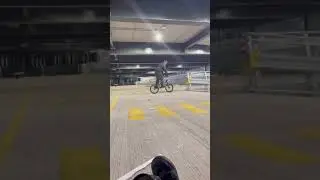 @leobrunsden8808 #bmx #united #supreme #foryou #page #180 #fakie #goviral #wearhelmet #wheels #bike