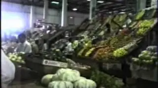 Fruit market Pakistan.