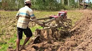 Miniature tractor kubota plower full plowing field I technology to tractor plowing field