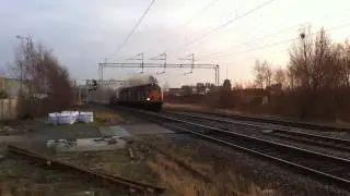 37038 37601 6m56 Berkeley Crewe flasks