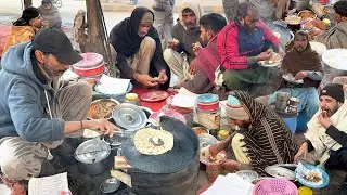 TOP 5 CHEAPEST SAAG PARATHA IN LAHORE | VIRAL STREET FOOD COMPILATION | AMAZING STREET FOOD PAKISTAN