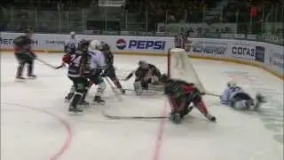 Гол Мэтта Мерли с отрицательного угла / Murley scores of Mezin's shoulder from bad angle