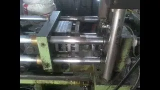 Three plate mold with stripper plate ejection