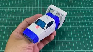 Transformers Dramatic Capture Series Cybertron Chase Origin Jazz (Alt mode to Robot mode)