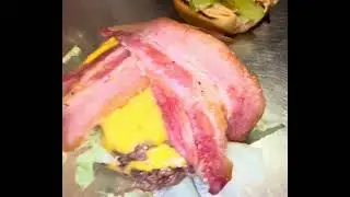 Banging cheese and bacon #burger #glasgow #uk ✌️