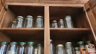 kitchen shelf organization part 2. #kitchen #earthday #ecofriendly #organization