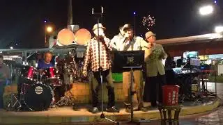 Orrin Hoopman sing at night market Part3