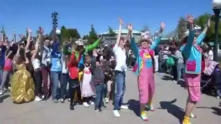 Flash Mob Le petit train du Printemps de Minnie Disneyland Paris 05/05/2016