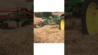 #Fienagione Giroandanatore Cormagri al lavoro #farming #agriculture #agro #ranghinatore #farm