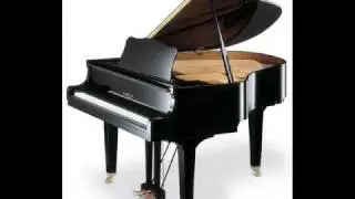 Ich am Klavier mit Noten