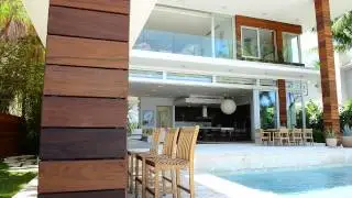 709 E DILIDO DR Miami Beach, FL 33139 | Julian Johnston