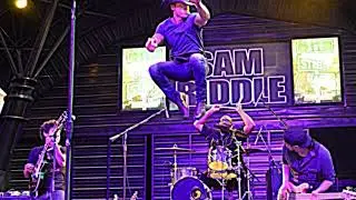 SAM RIDDLE - Born To Love Country (Fan Made Video)