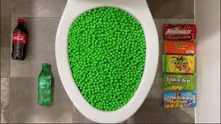 Will it Flush? Coca Cola, Fanta, Sprite, Green Chocolate Balls, M&Ms, Skittles, Eggs, Oreos, Mentos