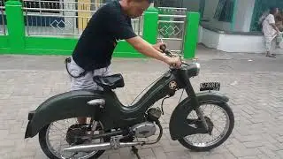 Motor antik = Motor tua DKW hummel 50cc