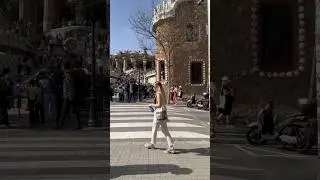 👀#hola #barcelona #espa&ntilde;a #spain #travel #voyage #explore #architecture #gaudy #art #sport #howto