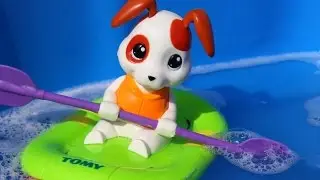 Tomy - Paddling Puppy - Bath in Pool - E72424