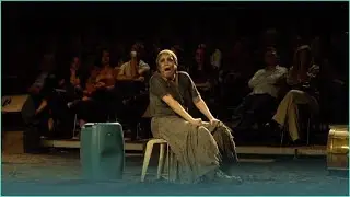 Bete Coelho e Daniela Thomas retomam parceria em 'M&atilde;e Coragem'