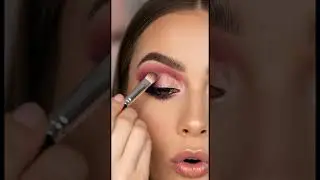 #eyemakeup #shortsfeed #beautytiips #makeuptutorial #smokeyeye #eyemakeup