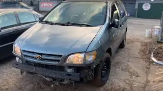 Scrapped! Toyota Sienna STILL RUNS!