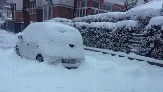 Hoy 8.1.26 Nieve terrible después de años  Hamburgo grabando vídeos  de varios lugares 