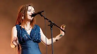 This is Cesair live on stage