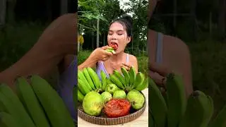 Eating green banana with chili salt #mukbang #eating #food #recipe