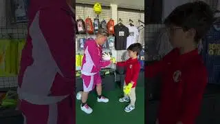 Mit diesen Gripmode Handschuhen kann man nur Torwart werden🔥😍#gripmode #fu&szlig;ball