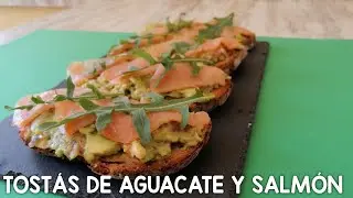 TOSTAS DE AGUACATE Y SALMÓN