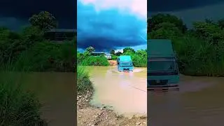 Heavy Truck Crossing River  Dangerous Road Adventure #excavator #heavycivil #tractor #jcb #bulldozer