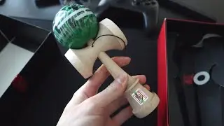 Sweets Kendamas Luzumaki Lights Unboxing!