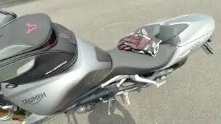 SpeedTripleRS小ネタをいくつか