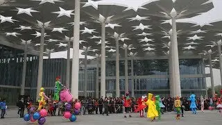 Tourists flock to horticultural expo in Beijing on Labor Day