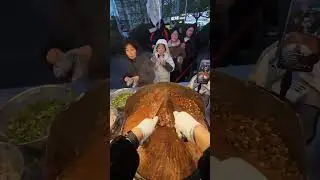 Stall Make Delicious Roujiamo Chinese Hamburger Food