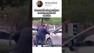 Ele levou o conceito de economizar BATERIA longe demais! 😳⚡​