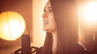 Ester Santos | Jesus &eacute; a sa&iacute;da [Clip Oficial]