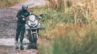 How to Walk your Bike Through Difficult Obstacles - Brake Magazine