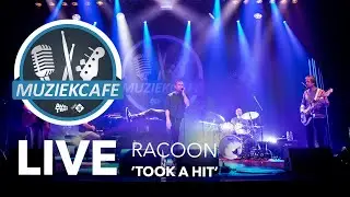 Racoon - 'Took A Hit' live bij Muziekcaf&eacute;