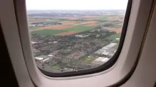 Landing at Amsterdam Airport Schiphol - KLM B747-400