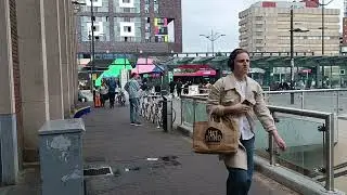 03.05.2025 Nijmegen/HOLLANDA Tren ve Otobüs İstasyonları.