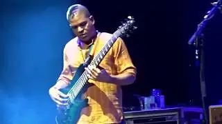 4 minute bass solo!! Oteil visits the O-Zone! Dead & Co 'Eyes of the World' 6/28/16 Hartford, CT