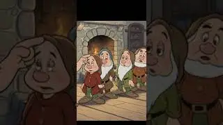 Snow White and the Magic Mirror ✨ | Fluffelfairy Fables #shorts