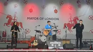 Nick Howe And The Stringbeats Beat Box Solo Then Seven Nation Army At London St Georges Day 21/04/24