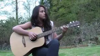 Så  skimmrande var aldrig havet av Evert Taube. Julia Frölich gitarr