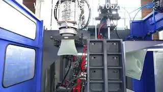 Extrusion Blow Molding Machine for Plastic Hollow Products
