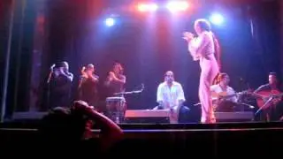 farru y belen lopez 2