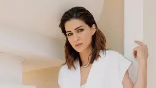 Female neckbreak 1