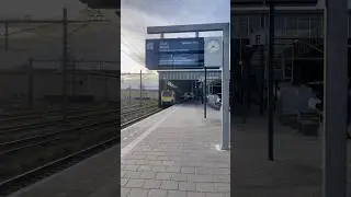 Aankomst flirt richting Weert op Eindhoven Centraal